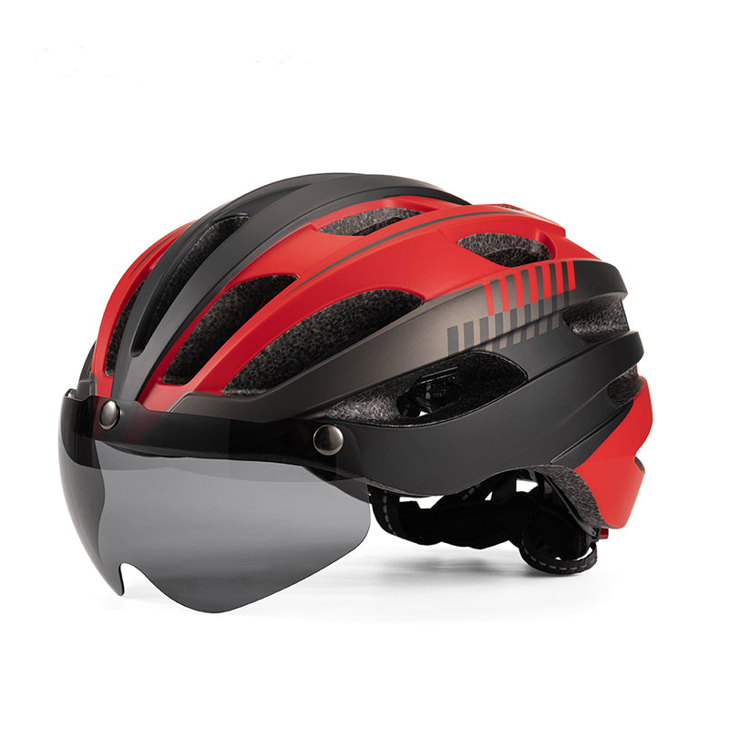 casque velo a visiere ultralight rouge et noir
