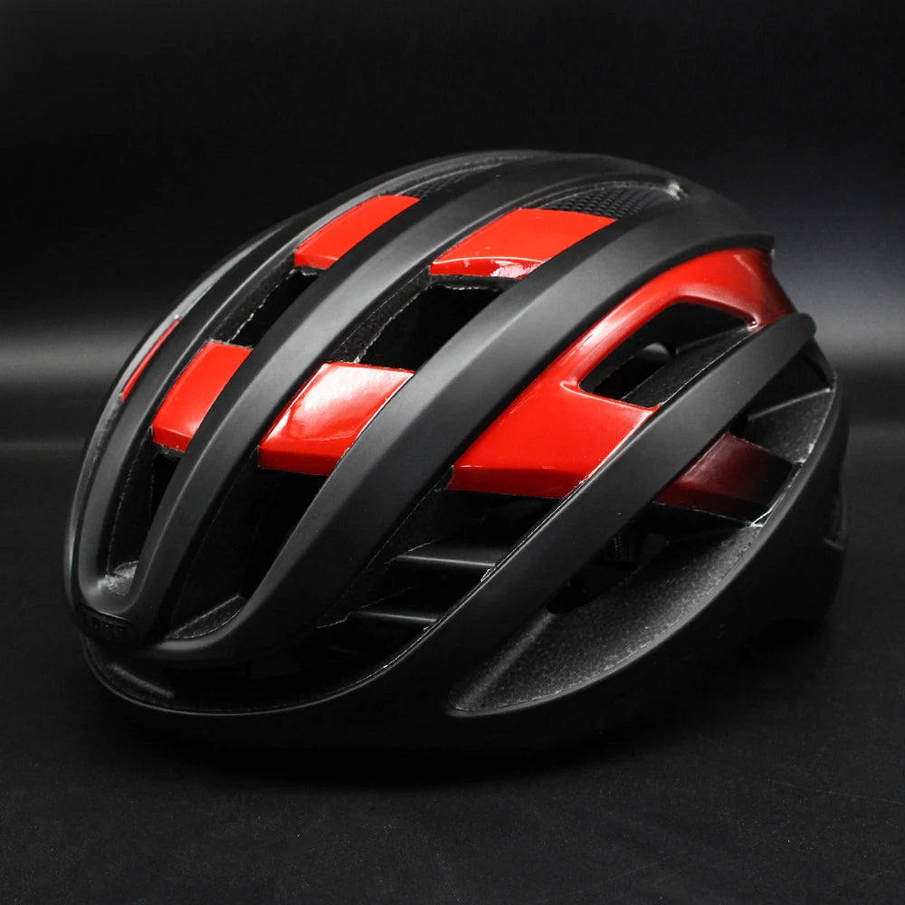casque velo femme elegance legere noir et rouge